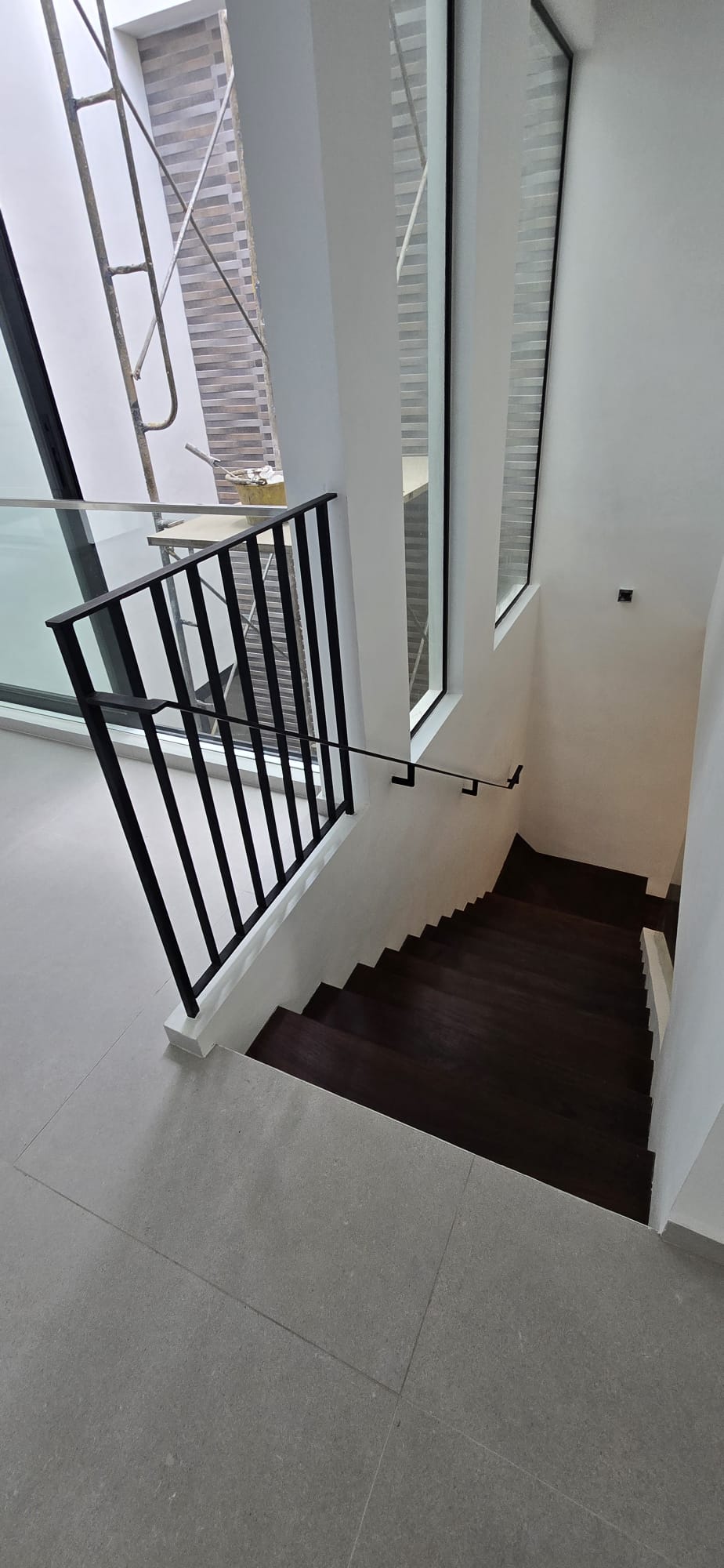 Staircase with steel balustrade